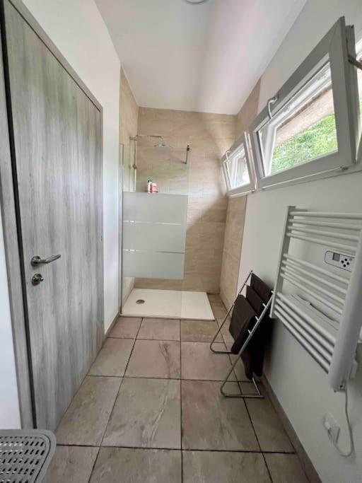 Appartement Elegant Proche Rer/ Cdg / Parc Des Expos Севран Экстерьер фото